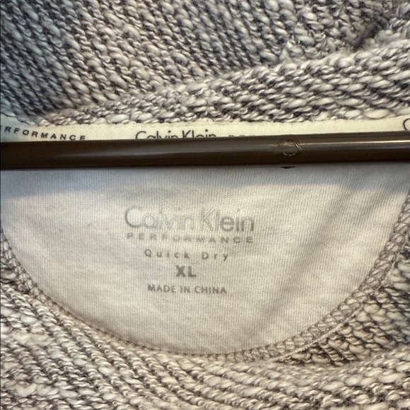 Calvin Klein Performance Gray Knit Top - Picture 2 of 2